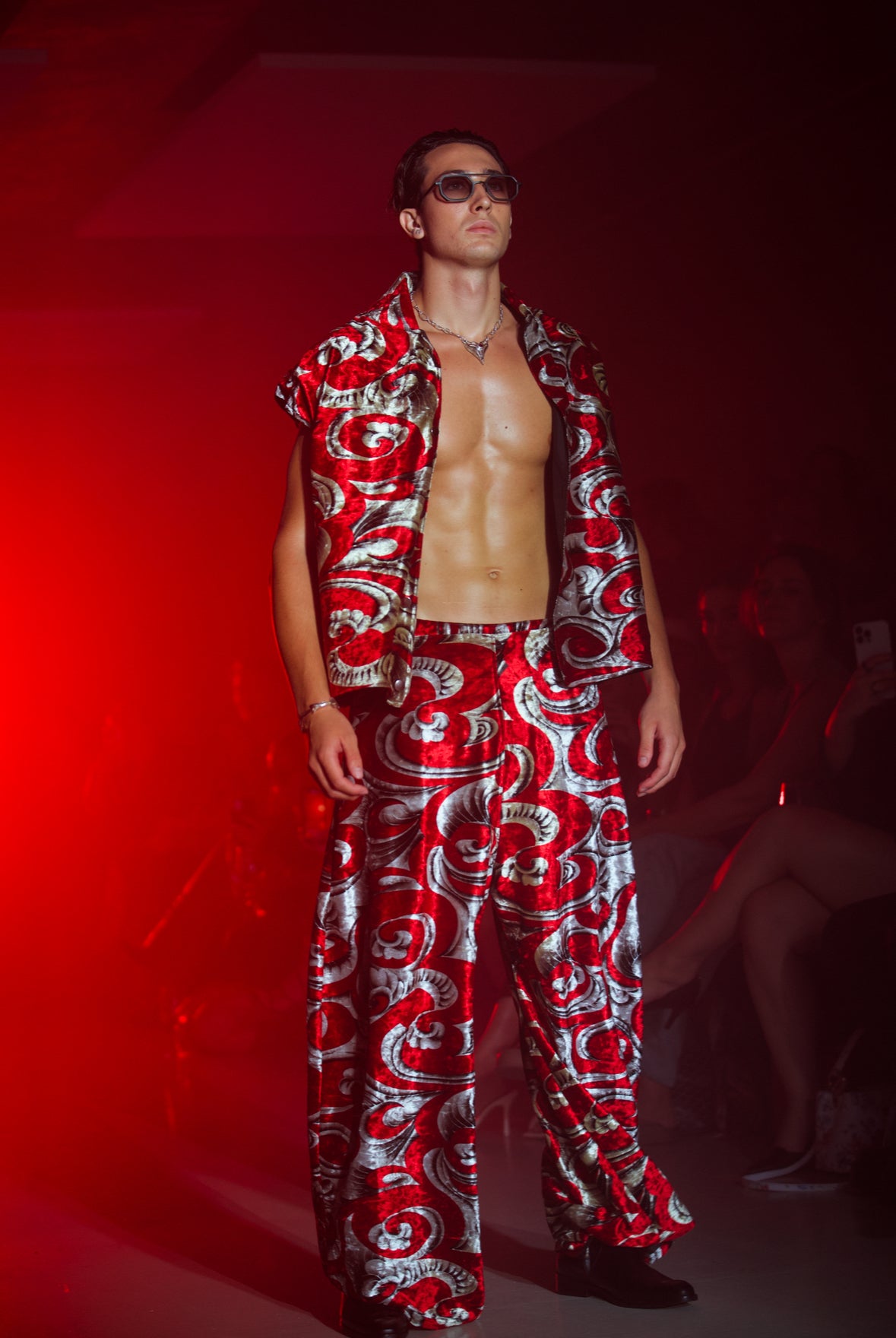 TELL THE TRUTH Cult Red Pants