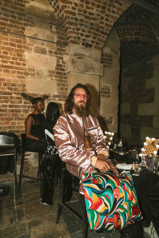 Bee's Knees Pillow Bag